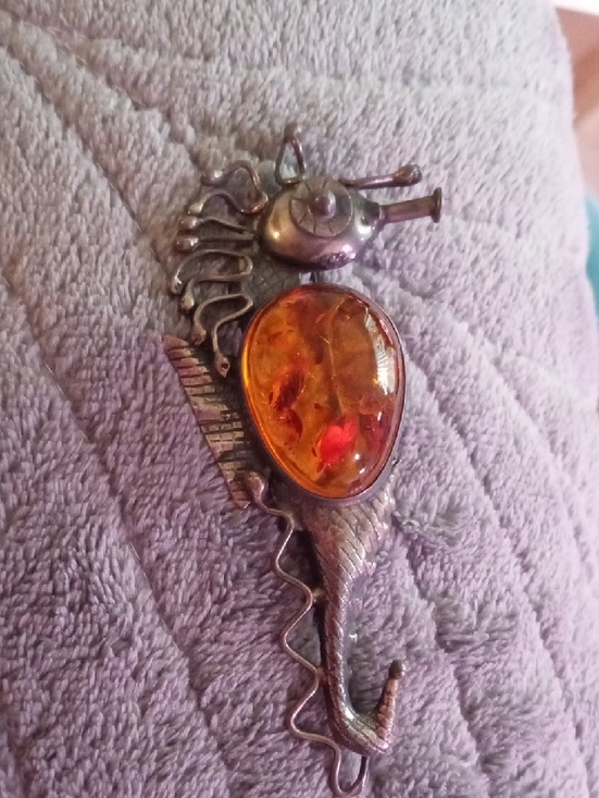 Jewelry - ANTIQUE Amber Seahorse Brooch - Amber Silver